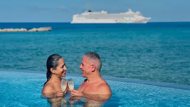 Experiencia en crucero nudista: Un pasajero lo describe