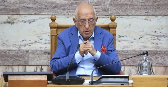 Κακλαμάνης: Δεν απαιτείται έκτακτη σύγκληση της Διάσκεψης των Προέδρων
