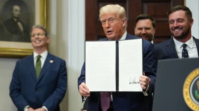 Trump erhöht Zölle auf Kanada und die Schweiz – Was sich ändert