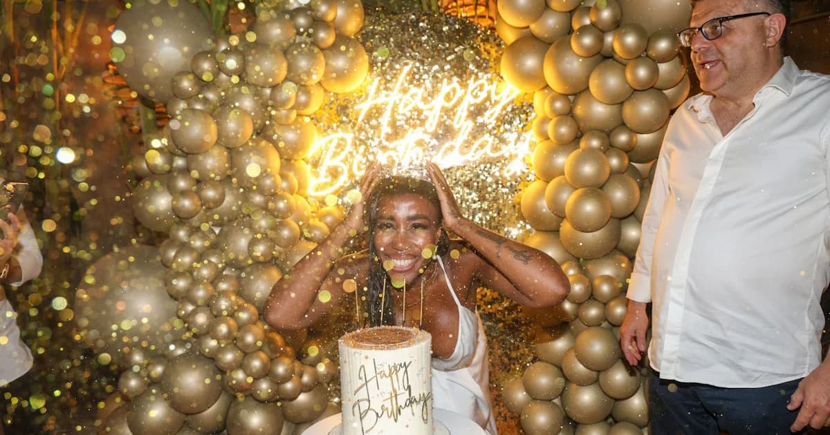 Elizabeth Elechi: Cena de cumpleaños con MasterChefs y tarta de princesa
