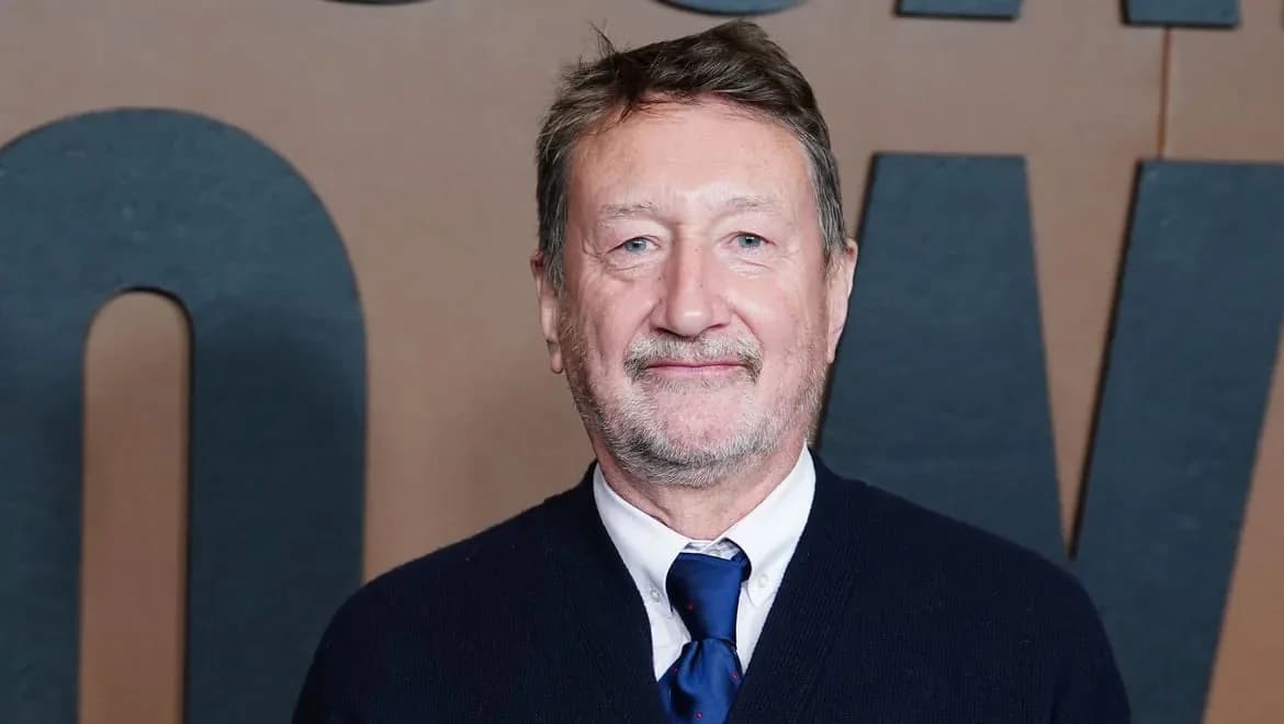 Steven Knight, guionista de 'Peaky Blinders', escribirá la próxima película de James Bond