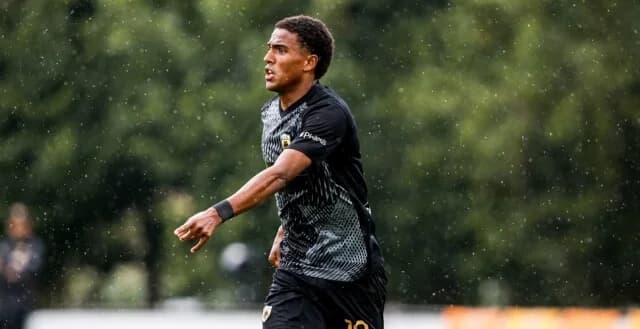 AEK: Eliasson Remains Off European List for Aris Limassol Matches