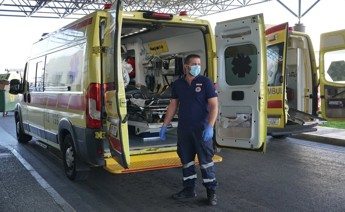 20-jähriger Motorradfahrer nach Unfall in Nikosia in kritischem Zustand