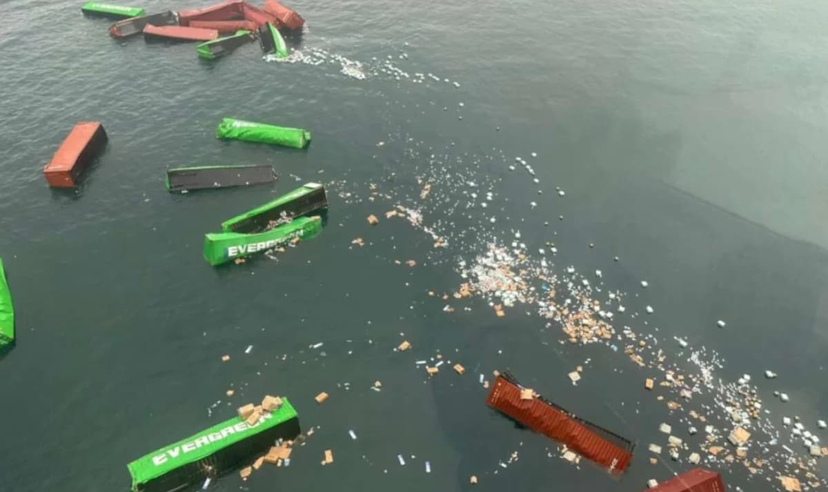 Peru: Hafen Callao nach Containerverlust geschlossen