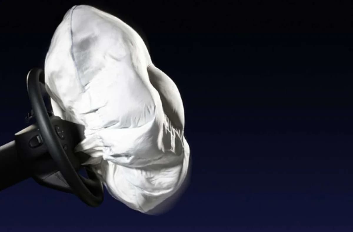 TAKATA: Retiro para reemplazo de airbags en otros 852 vehículos BMW (TABLA)