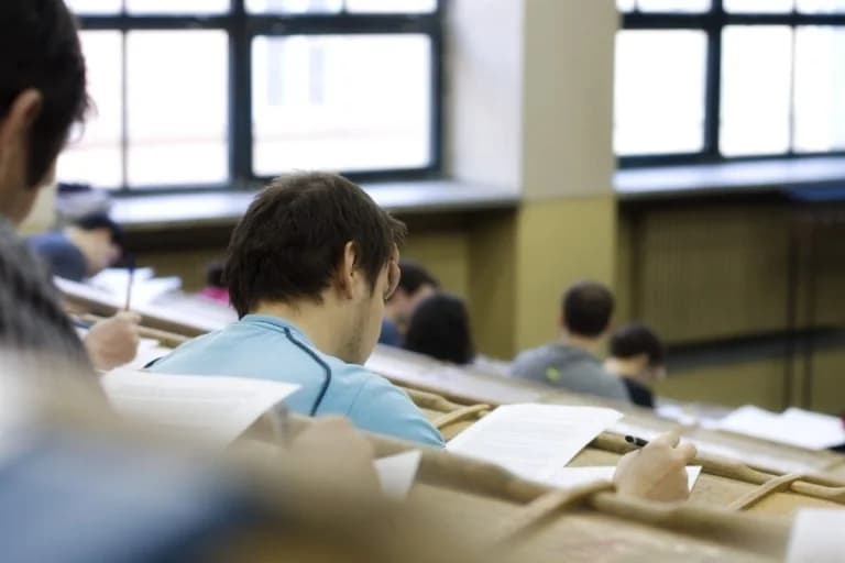 申请被拒：希腊拒绝“索邦大学”和其他私立大学的办学许可