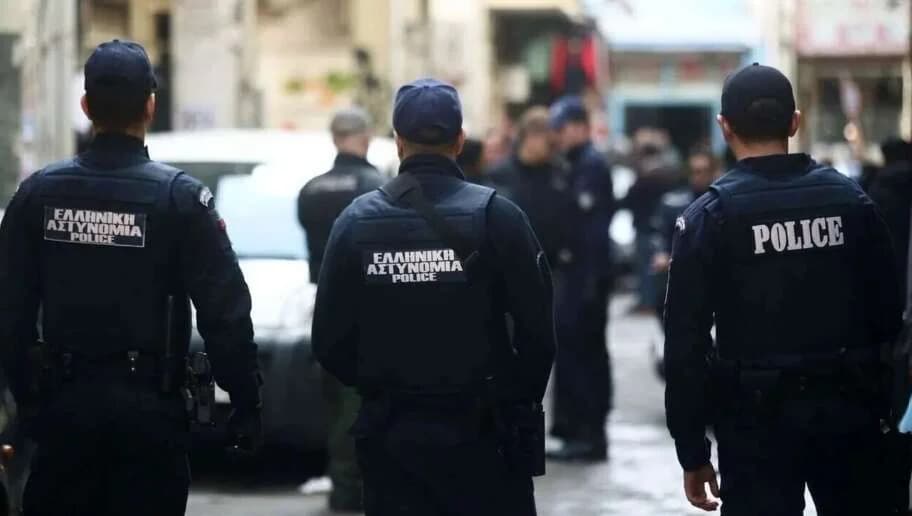 Patras: Desaparecido un niño de 13 años tras coger el coche de su padre a escondidas