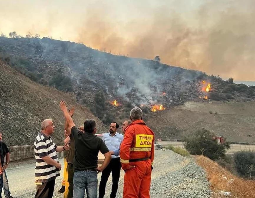 Κριτική για την Κυβέρνηση μετά τις Πυρκαγιές στην Κύπρο
