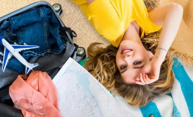 Urlaubs-Essentials: Ihre ultimative Sommer-Kosmetiktasche