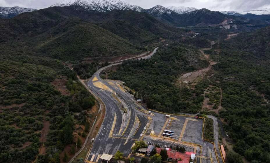 Chile: Encuentran Minero Muerto en El Teniente, Continúa la Búsqueda