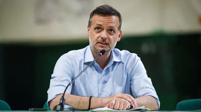 Δούκας σε πρέσβη Ισραήλ: Δεν δεχόμαστε μαθήματα δημοκρατίας