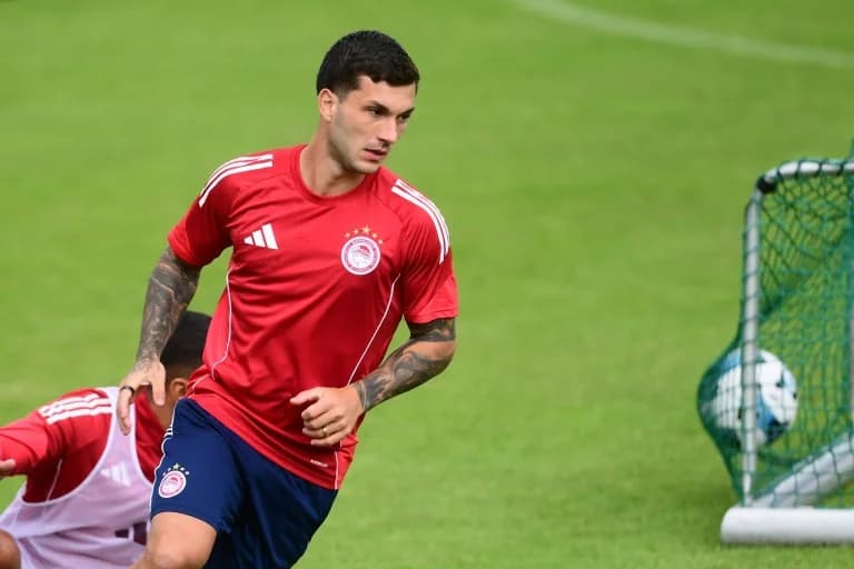 Olympiacos: Strefetsas titular contra Den Haag