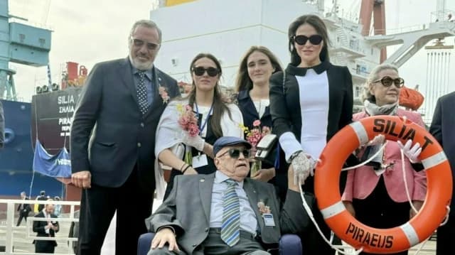 Tsakos Energy Navigation מזמינה שתי VLCCs תמורת 257 מיליון דולר