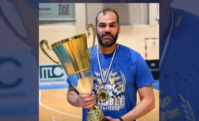 Giorgos Platritis 继续执教帕菲亚科斯