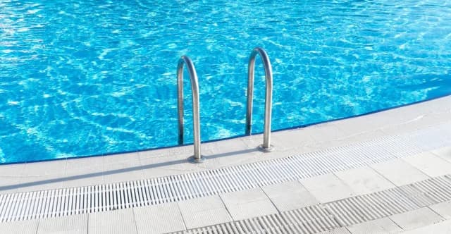 Kreta: 78-jährige britische Touristin tot in Pool in Chersonissos gefunden