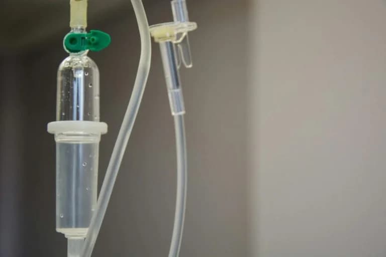 חדשות חיוביות: דימיטריס בן ה-15 יצא מטיפול נמרץ לאחר השתלת כבד