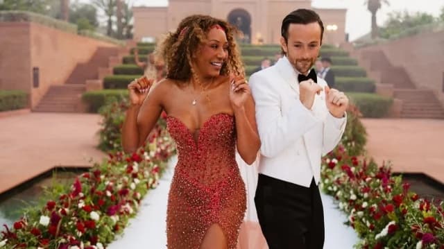 Mel B: Δεύτερος γάμος στο Μαρόκο με κόκκινο νυφικό