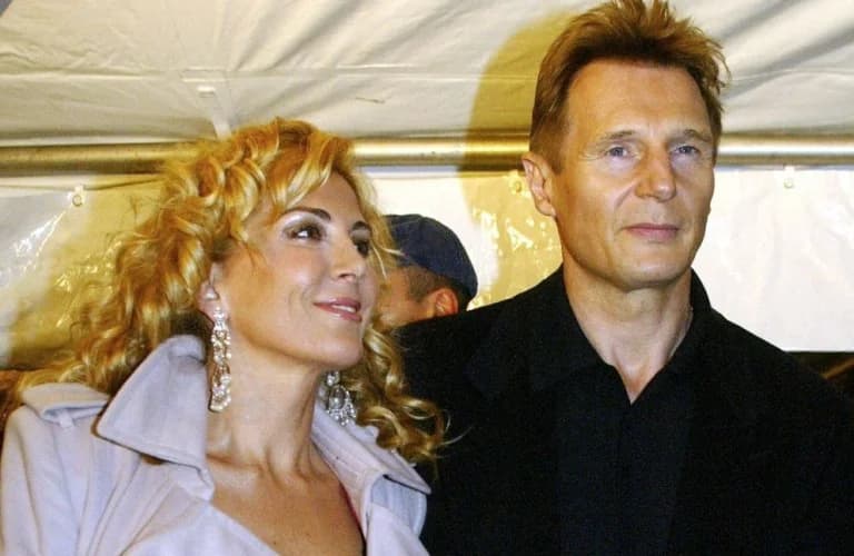 Natasha Richardsons Schwester reagiert auf Liam Neesons angebliche Romanze mit Pamela Anderson