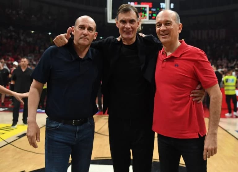 Telesport: Ο Ολυμπιακός εξετάζει την απόκτηση επιπλέον σέντερ