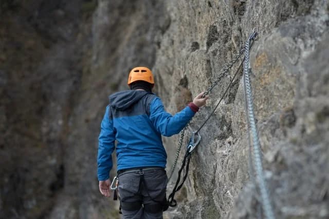 Italy: British Hiker Pays €14,000 for Alps Rescue