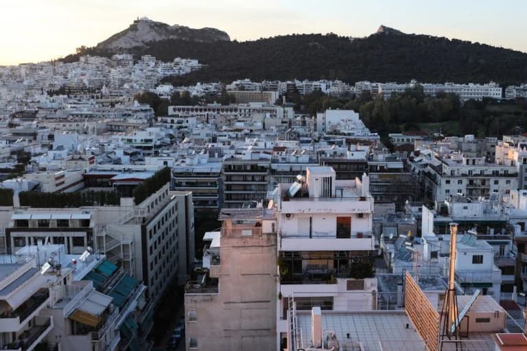 Κοινωνική αντιπαροχή: Κριτική για το νέο νομοσχέδιο στέγασης