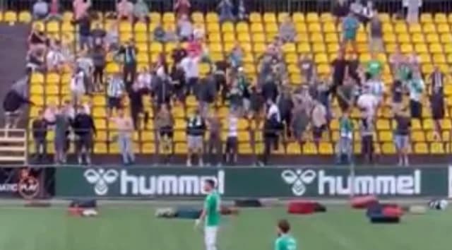 Litauen: Žalgiris-Fans werfen Koffer auf den Platz und fordern die Entlassung des Trainers