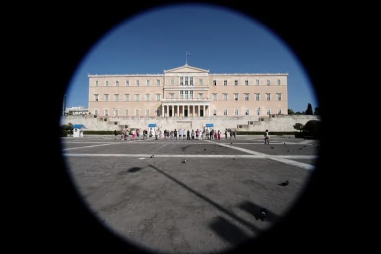«Ακινησία» στη λειτουργία του πολιτεύματος: Κρίση και αντιδράσεις