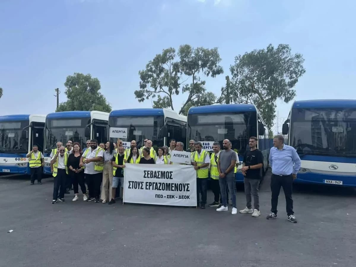 Lárnaca: Continúa la huelga de autobuses tras el rechazo de la propuesta