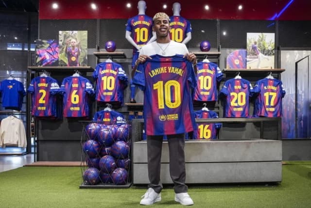 Die teuersten Fußballtrikots: Was kosten Barcelona und Atlético?