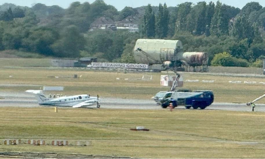 Incidente en el Aeropuerto de Birmingham – Pista Cerrada