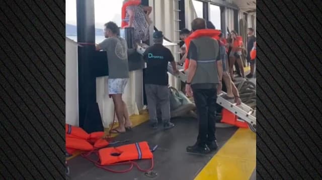 Ferry Boat Incident in Nea Styra: Passengers Stranded