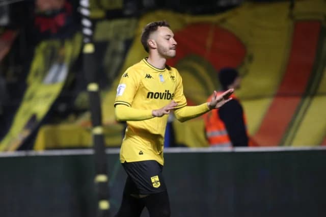 Morón: Wants Las Palmas Return, but Contracted to Aris