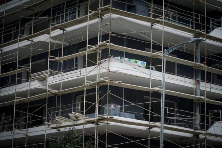 Πλήγμα στην οικοδομή από τον Νέο Οικοδομικό Κανονισμό (ΝΟΚ)