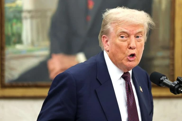 Trump: Nuevos aranceles de EE.UU. en vigor – Planea 100% en microchips