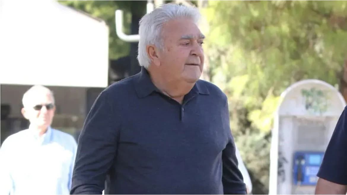 פסחאליס טרזיס: תמונה נדירה בגיל 76