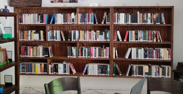 Neue Bibliothek belebt Krikello, Evrytania
