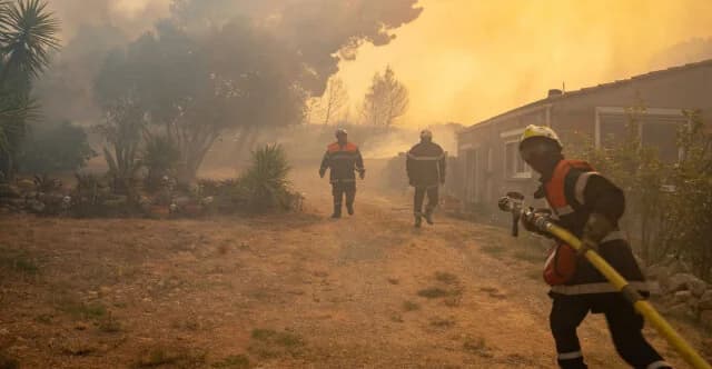 Μεγάλη πυρκαγιά στη Γαλλία: Έχει κάψει έκταση ίση με το Παρίσι