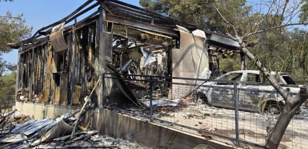 Limassol: Entschädigung für durch Feuer beschädigte Fahrzeuge und Maschinen