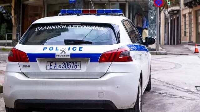 Δέσμευση λογαριασμών πρώην αστυνομικού και TikToker για διακίνηση κοκαΐνης
