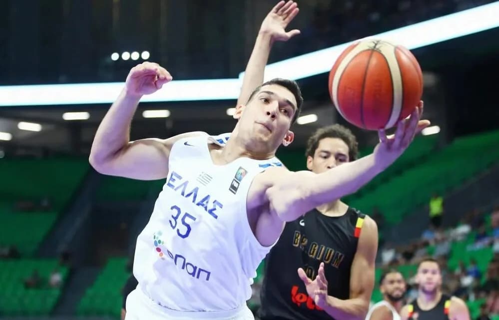 Εθνική Ελλάδας: Κάκωση ο Ζούγρης στην ποδοκνημική