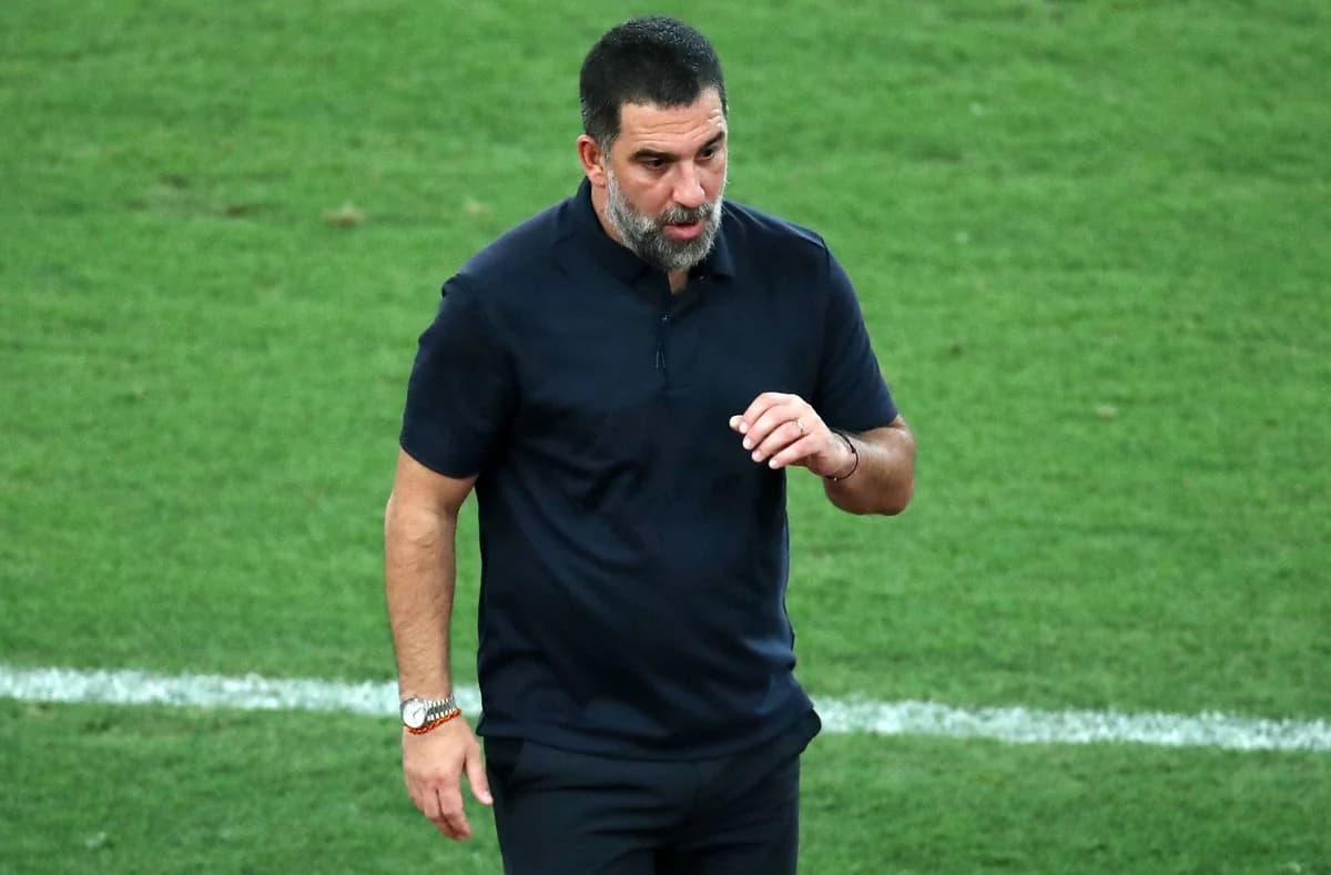 Arda Turan: "El árbitro no sabe mucho de fútbol - Fue 100% penalti"