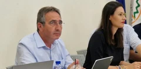 Ministra de Agricultura Visita Áreas Afectadas por Incendios - Líder de la Comunidad de Omodos Satisfecho