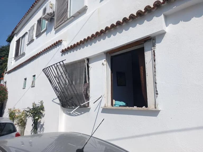 Asprovalta: 26-Year-Old Discharged After Explosion – 41-Year-Old Remains in ICU