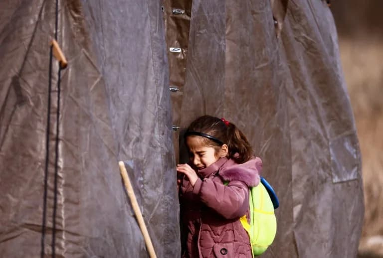 Ρωσία: «Ξεπουλάει» παιδιά από την Ουκρανία μέσω καταλόγου υιοθεσίας