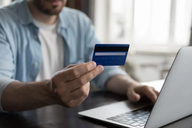 Καθυστερήσεις και προβλήματα με το επίδομα ανεργίας για αναπληρωτές εκπαιδευτικούς