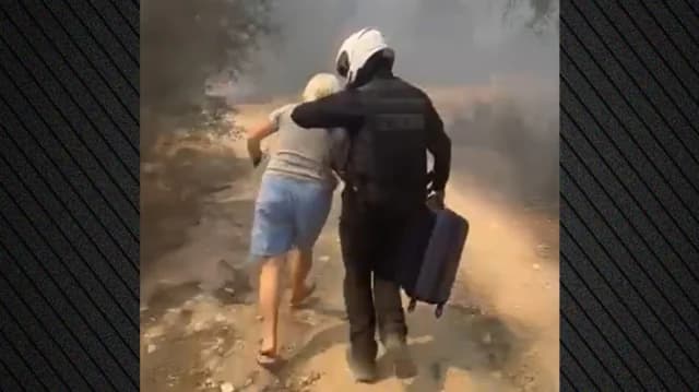 Keratea: Polizei rettet Frau vor Feuer – Video