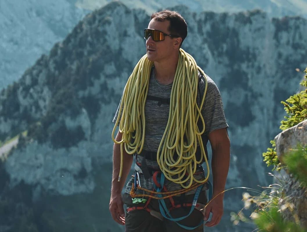 Viral-Video: Taucher springt 31 Meter in Schlucht
