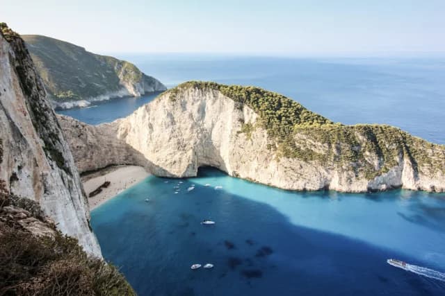 Zakynthos: 57-jähriger polnischer Tourist stirbt in der Gegend von Navagio Beach