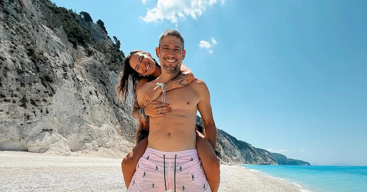 Henrietta Kourkoulou Latsi: Comentario humorístico sobre la diferencia de edad con su esposo