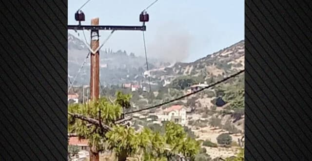 Feuer in Kouvaras, Attika: Verkehrsbeschränkungen in Kraft